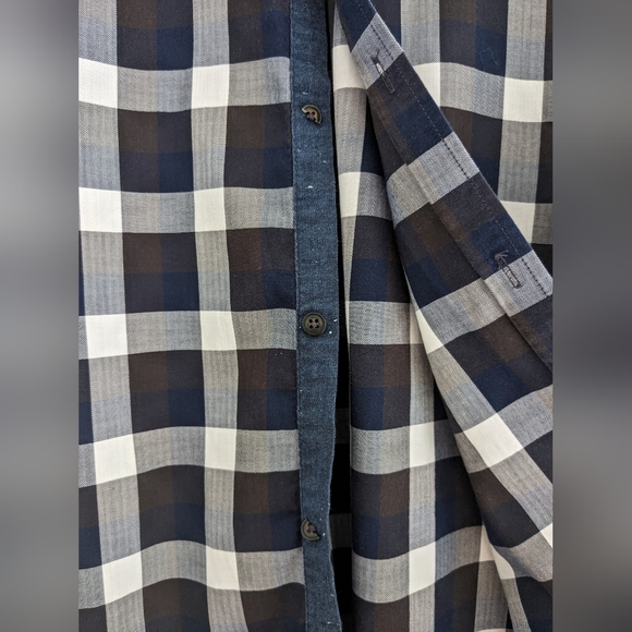 MatinQue checkered button down shirt Sz M - Picture 2 of 7